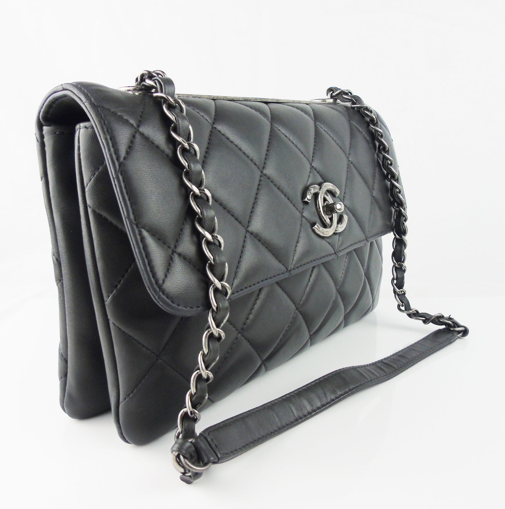 Chanel Medium Trendy CC Flap