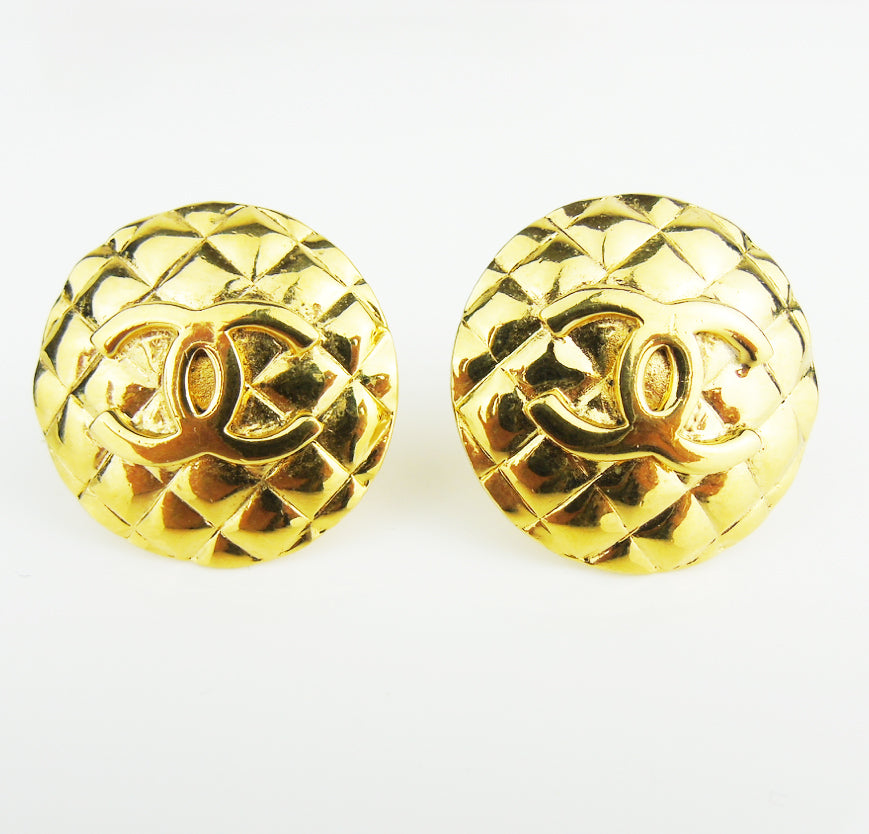 CHANEL large round vintage earrings