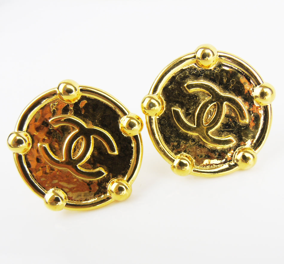 CHANEL extra large round gold plated earrings 1980s- vintage