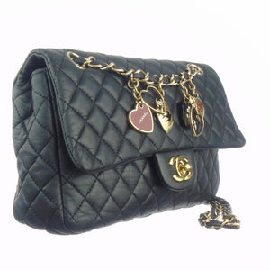 Chaanel black classic flap bag valentines charms