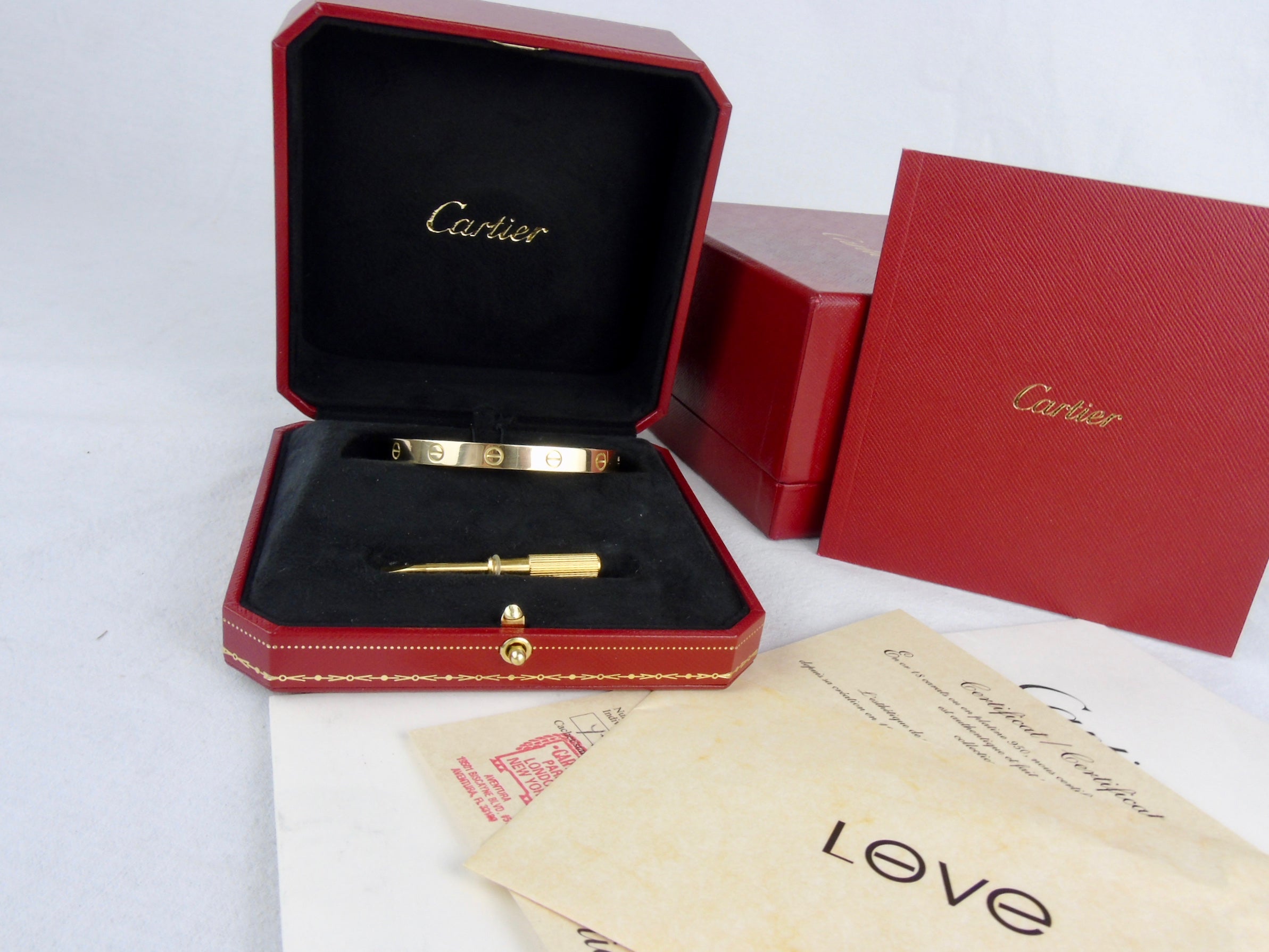 Cartier love bracelet size 17 yellow gold