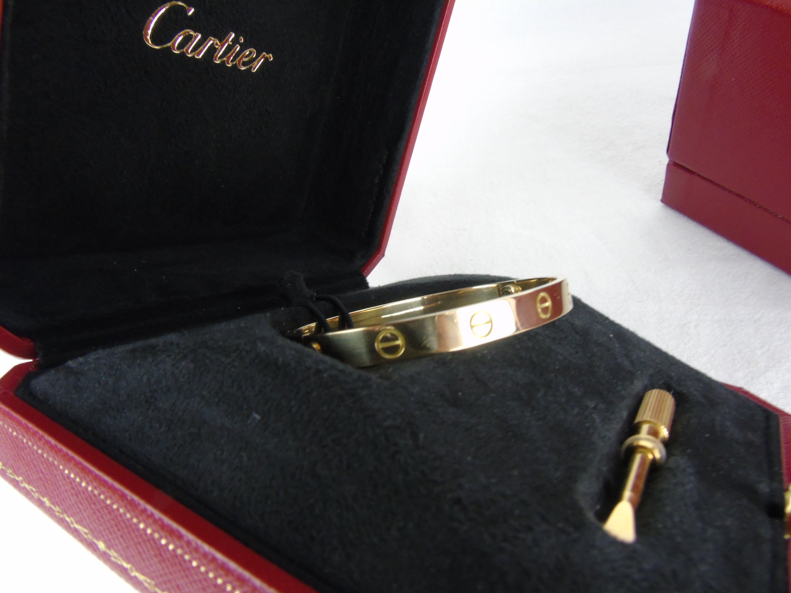 Cartier love bracelet weight size online 17