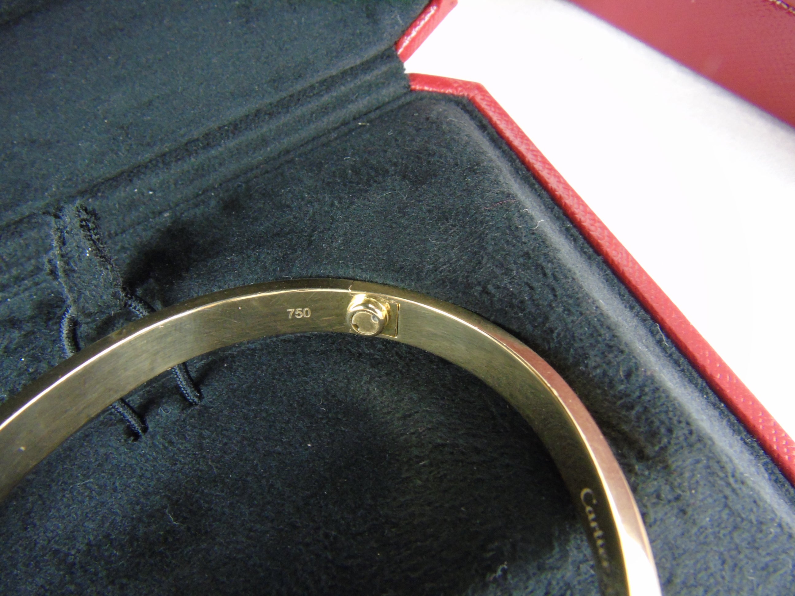 CARTIER Love Bracelet 18ct Yellow Gold size 17