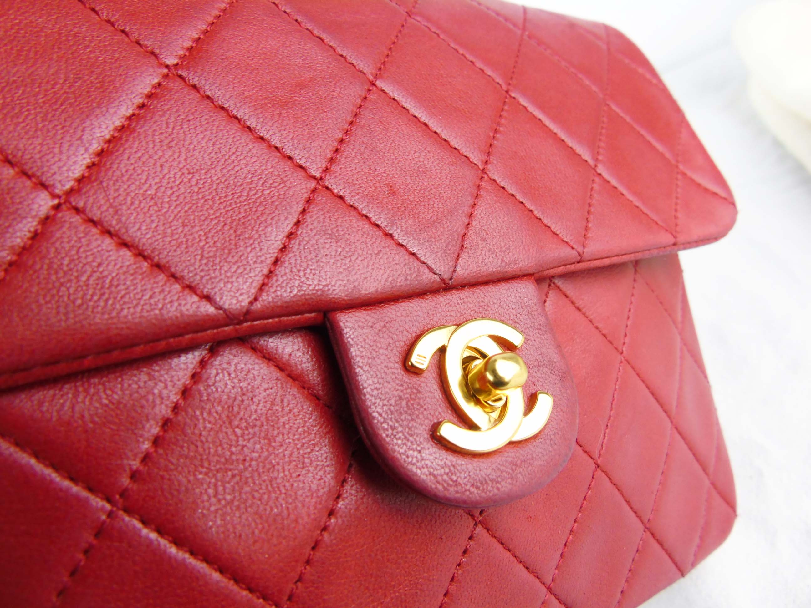 CHANEL red mini square lambskin flap bag ghw - vintage